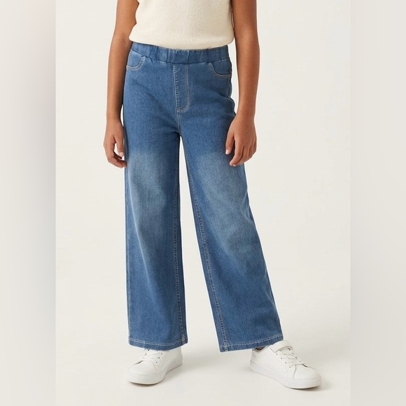 H&M Other - NWOT-H&M Girls' Wide-Leg Pull-On Jeans in Blue Size:9-10